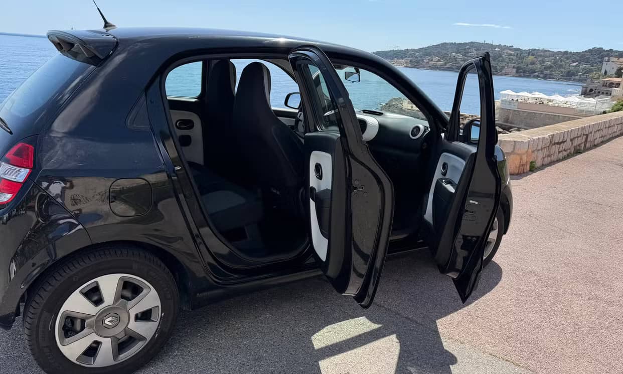 Renault TWINGO III — photo 10