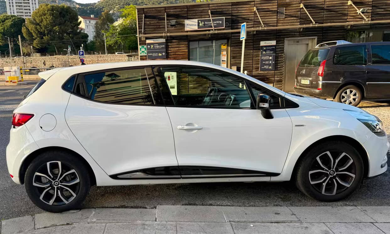 Renault CLIO IV — photo 5