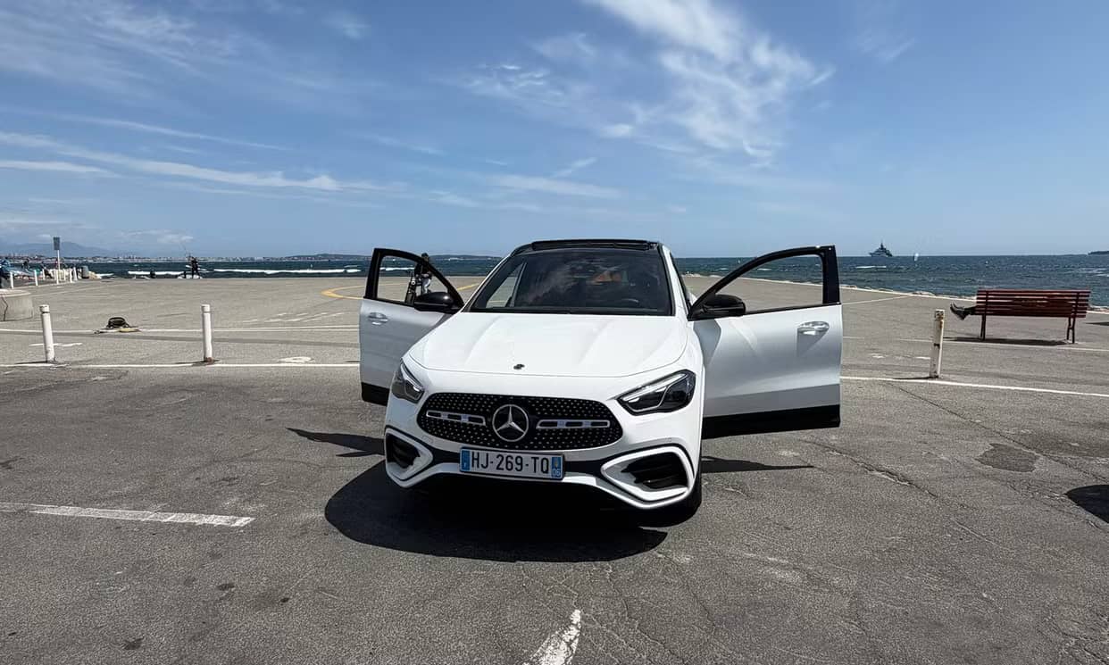 Mercedes-Benz GLA — photo 11