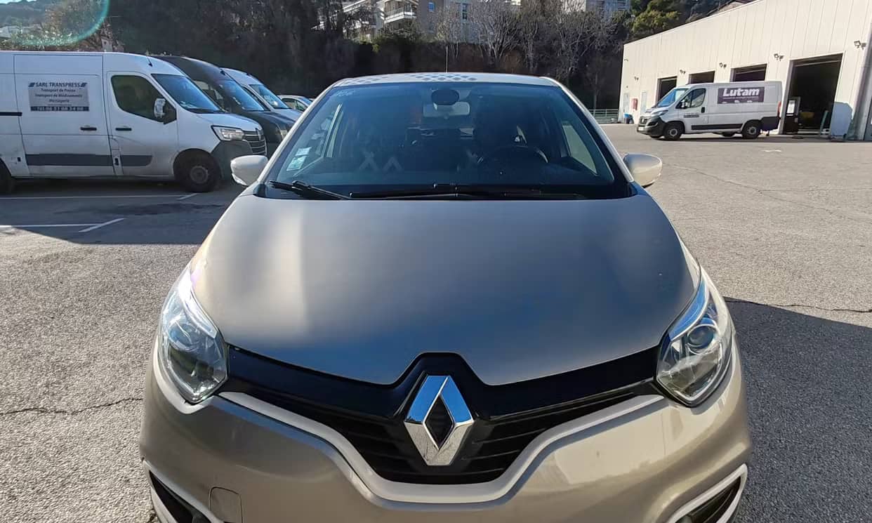 Renault CAPTUR — photo 10