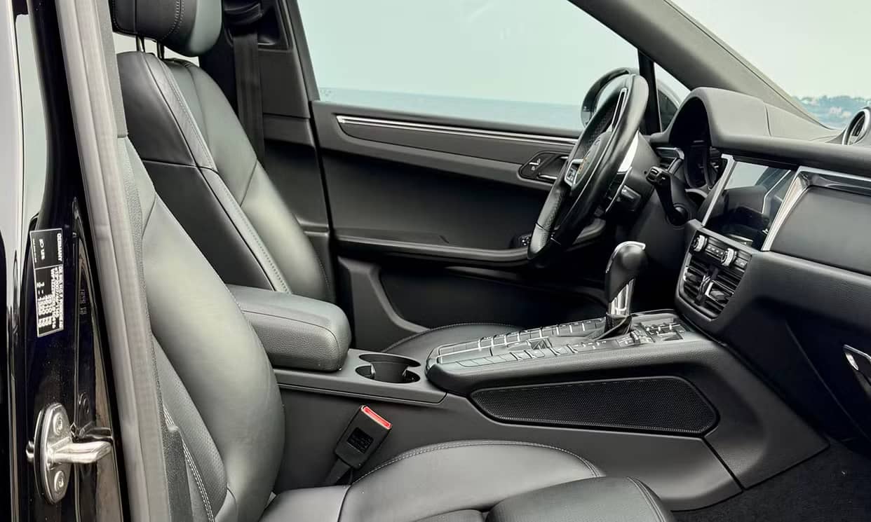 Porsche MACAN — photo 11