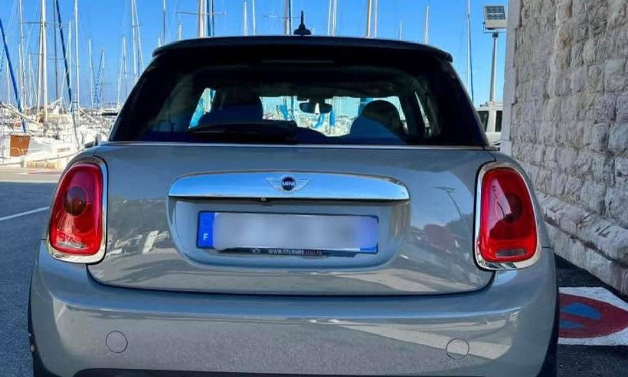 MINI HATCH 3 PORTES — photo 3