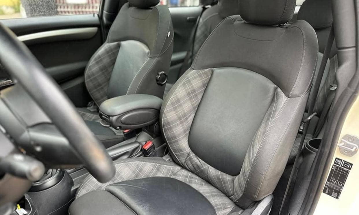 MINI HATCH 3 PORTES — photo 8