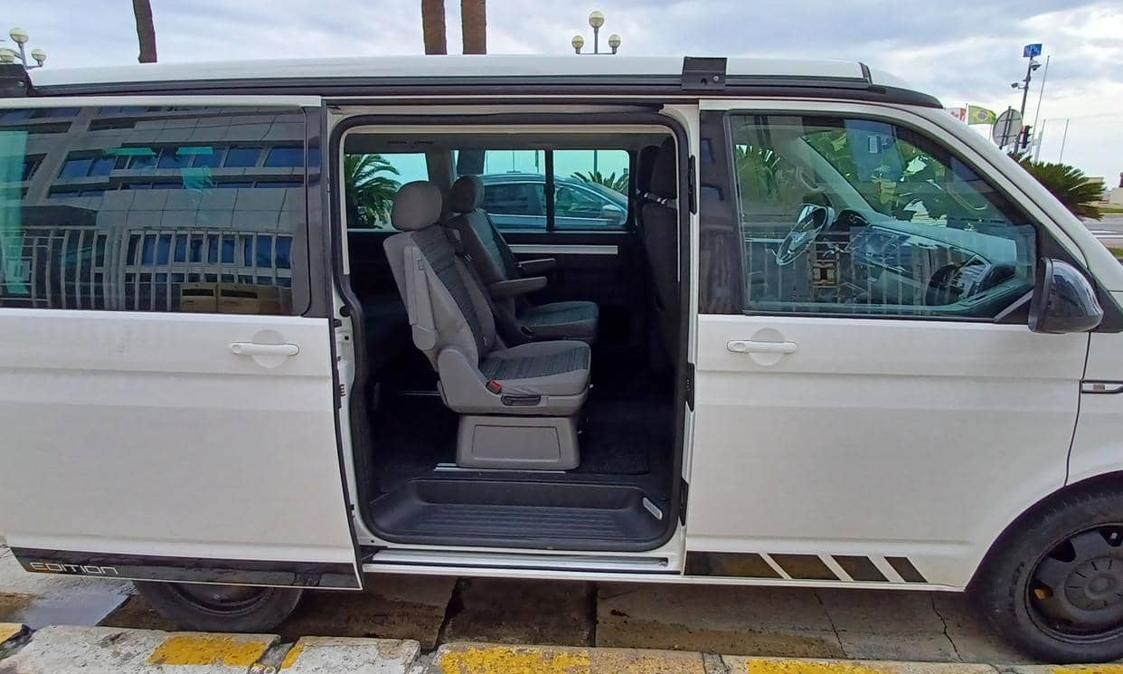 Volkswagen MULTIVAN — photo 4