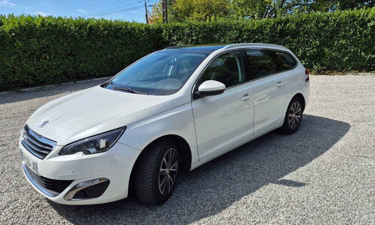 Peugeot 308 — photo 2