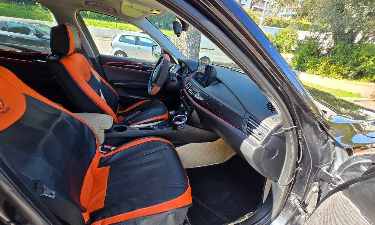 BMW X1 — photo 3