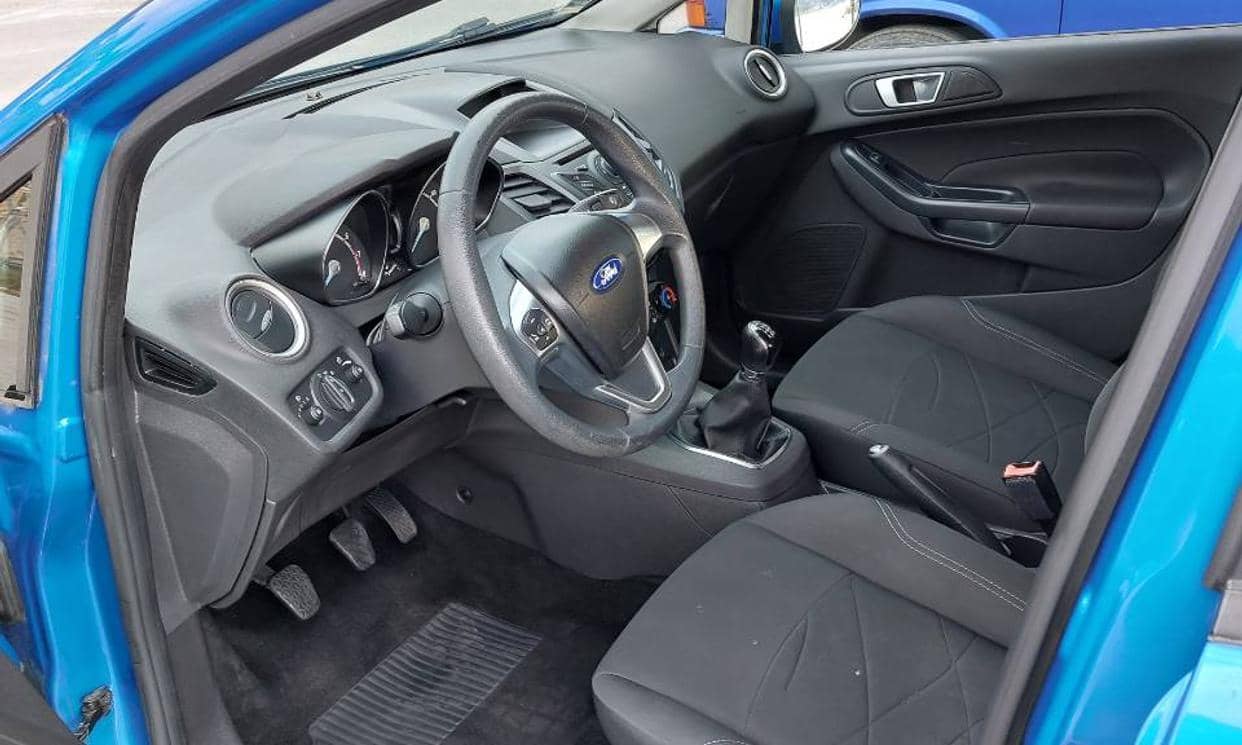 Ford FIESTA — photo 15