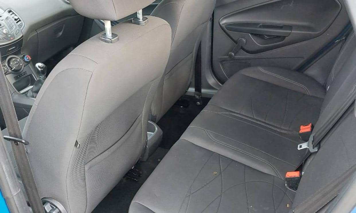 Ford FIESTA — photo 14