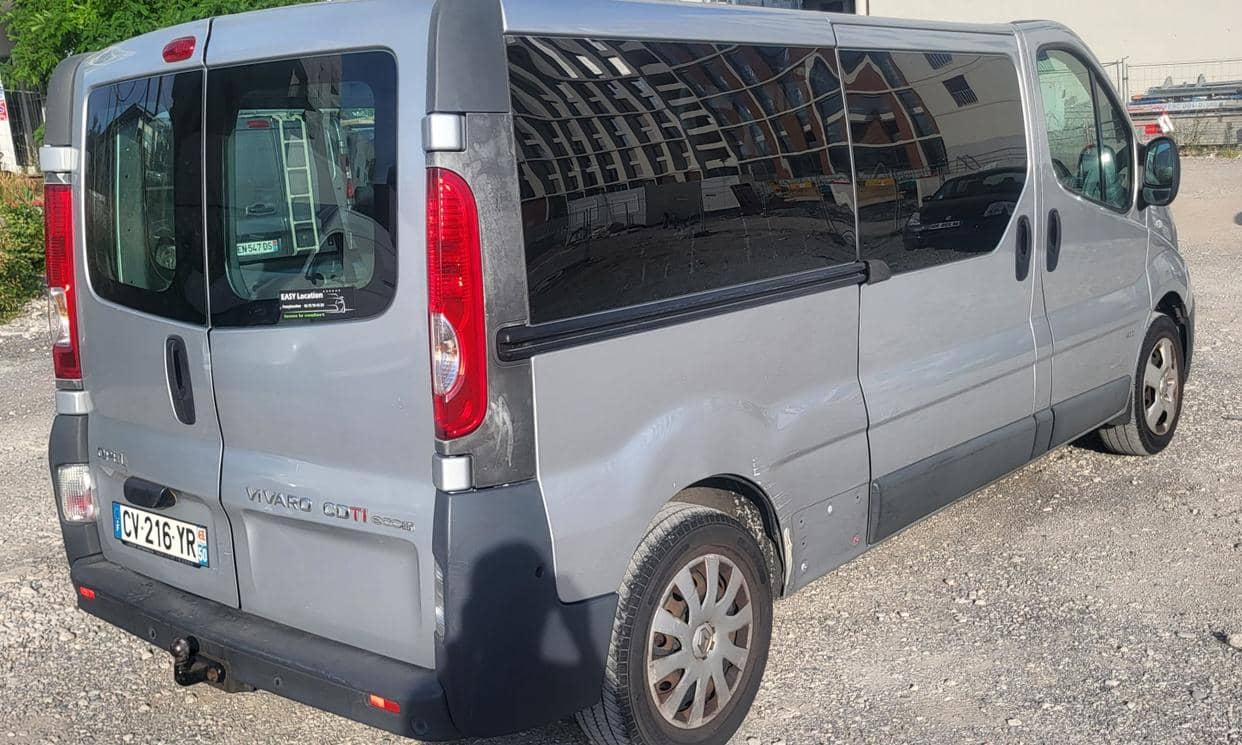 Opel VIVARO — photo 8