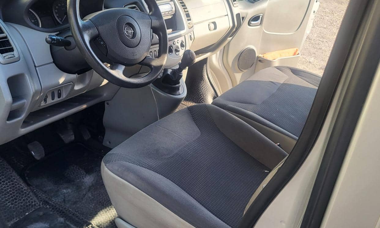 Opel VIVARO — photo 9