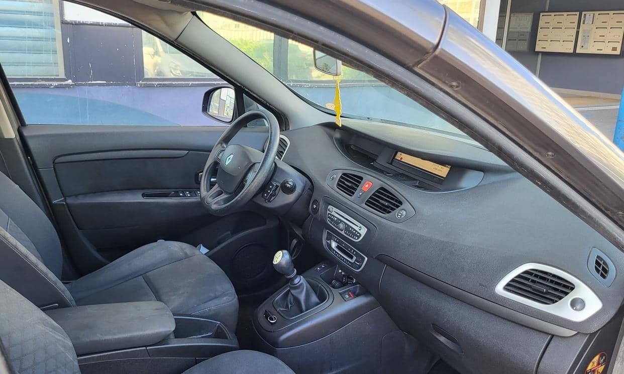 Renault GRAND SCENIC III — photo 4