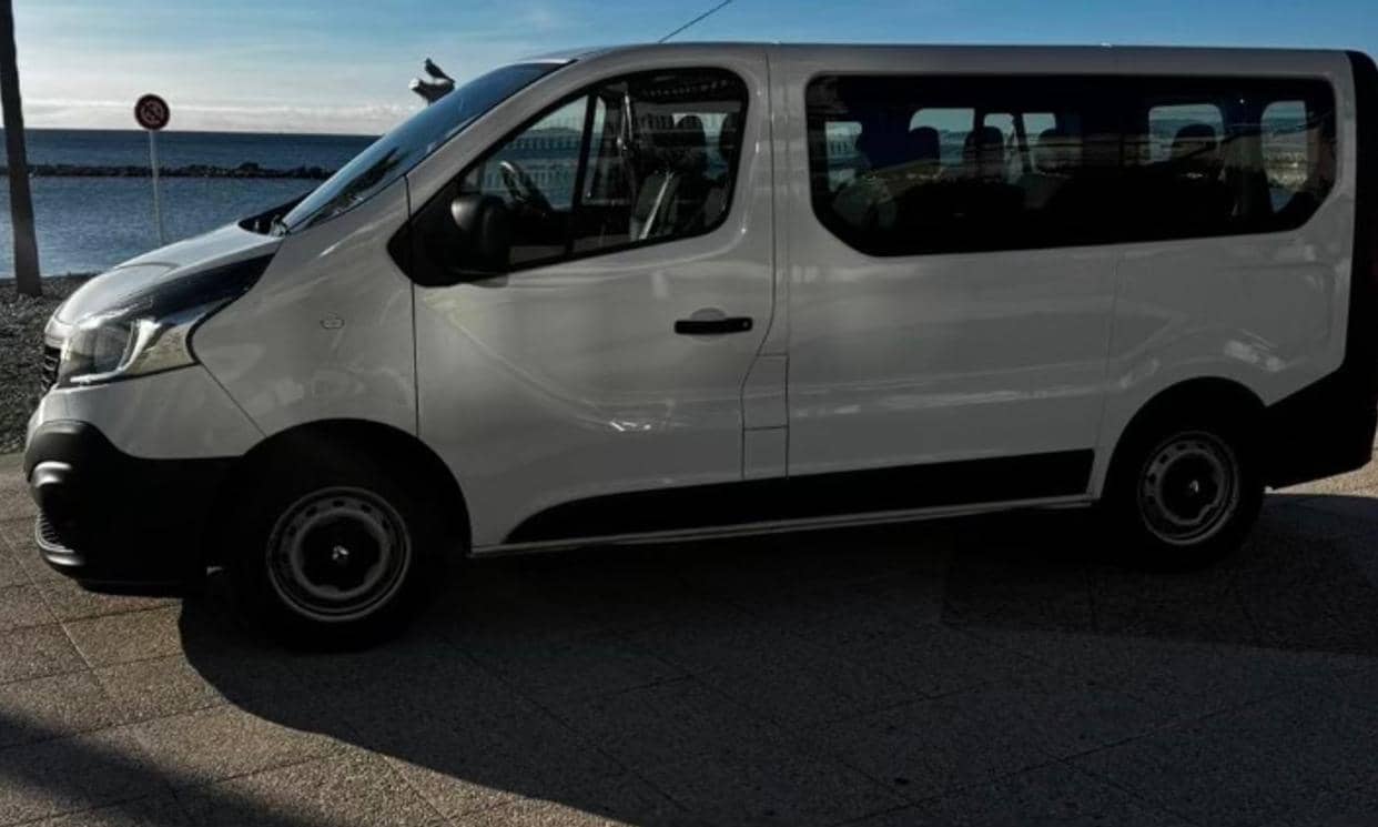 Renault TRAFIC III — photo 2