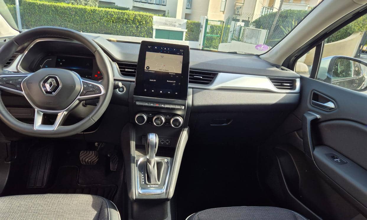 Renault CAPTUR II — photo 2