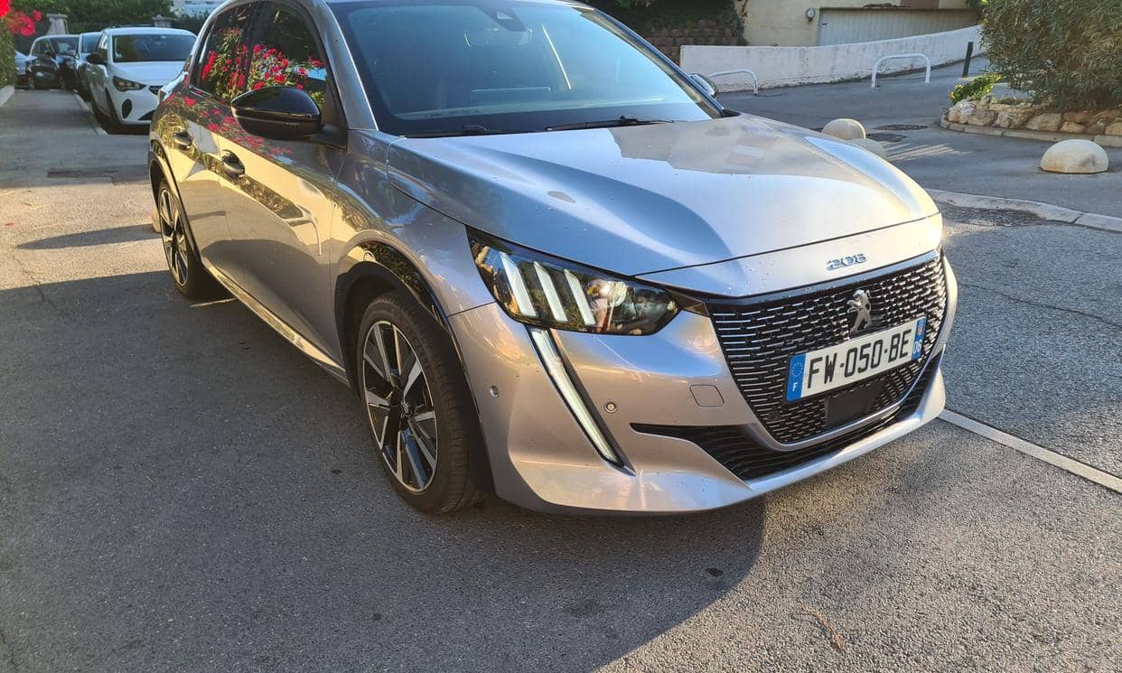 Peugeot 208 — photo 5