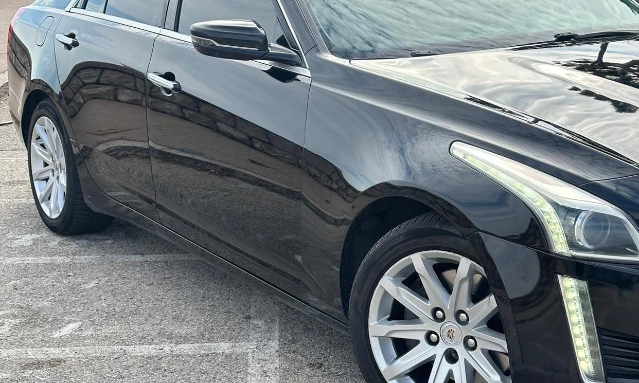 Cadillac CTS — photo 2