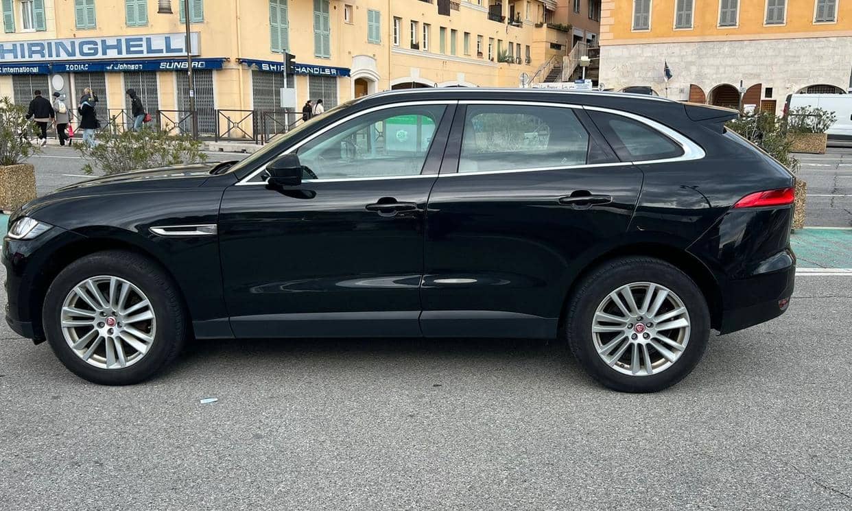 Jaguar F-PACE — photo 2