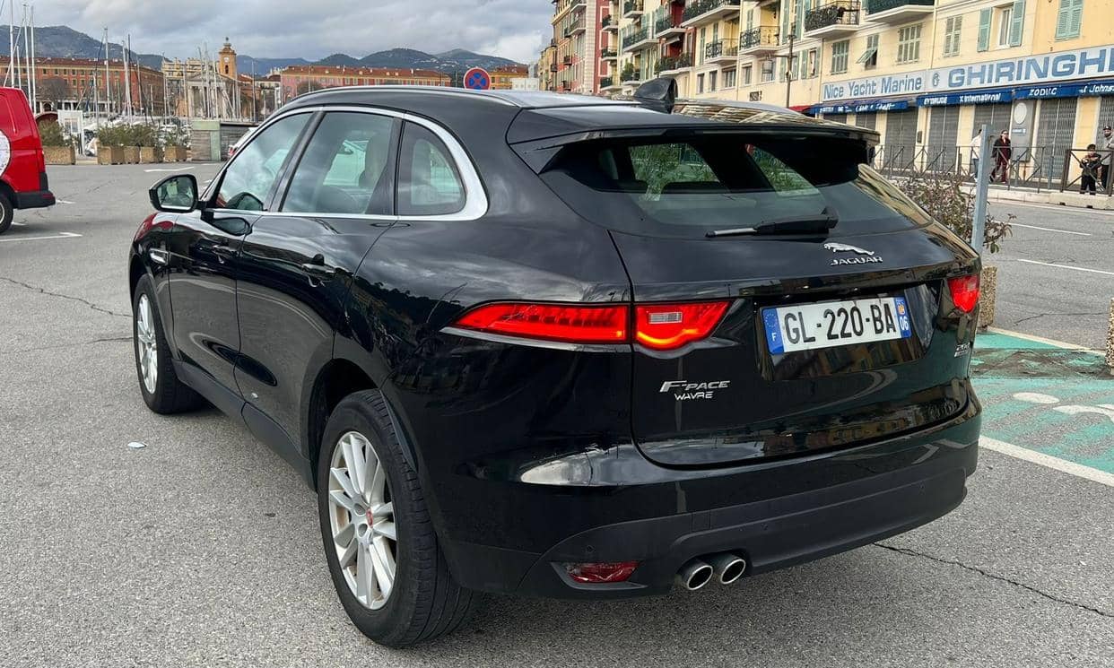 Jaguar F-PACE — photo 10