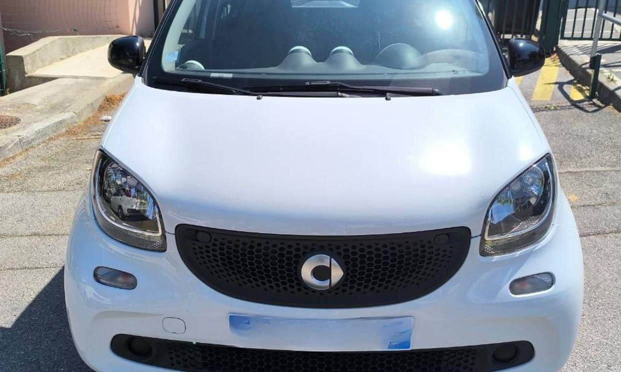 smart FORFOUR — photo 3