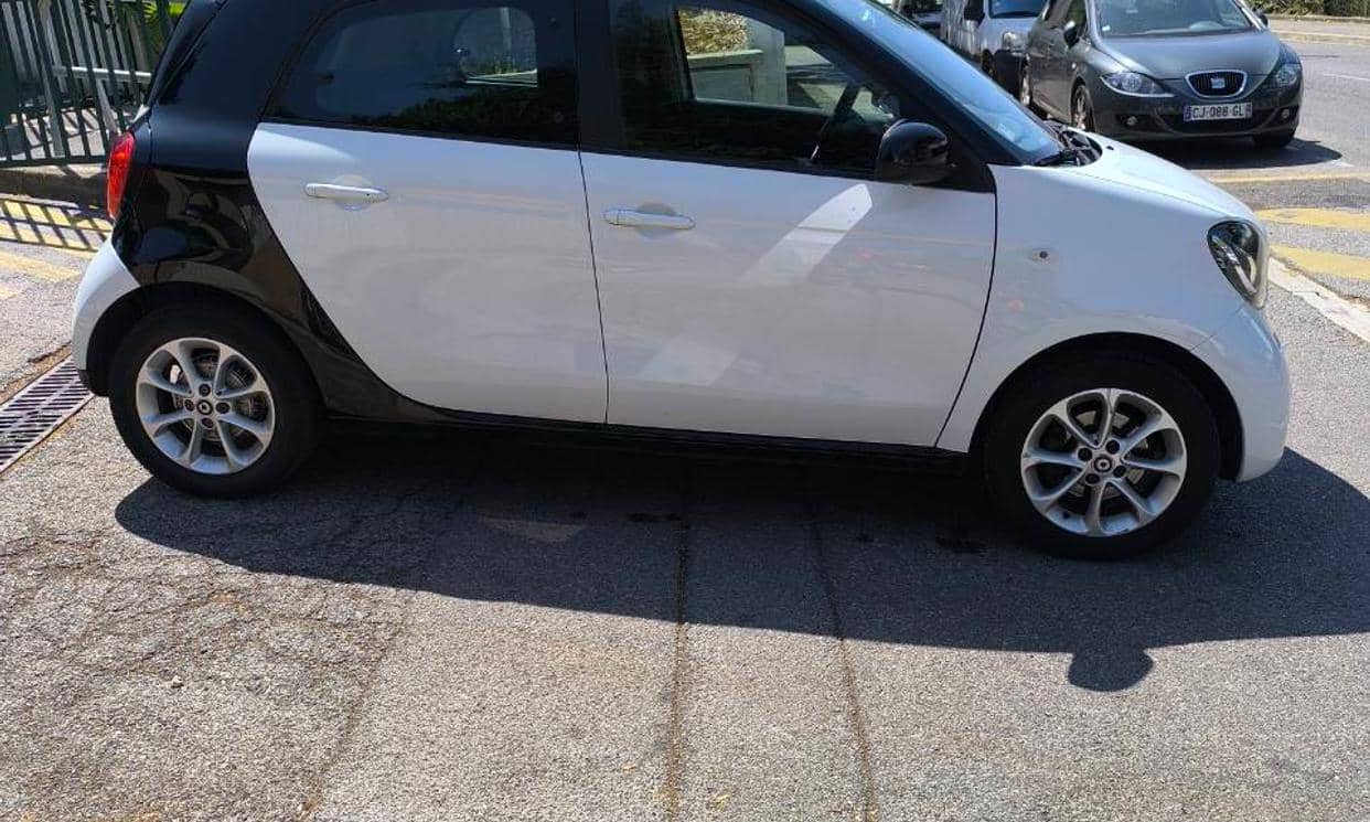 smart FORFOUR — photo 10
