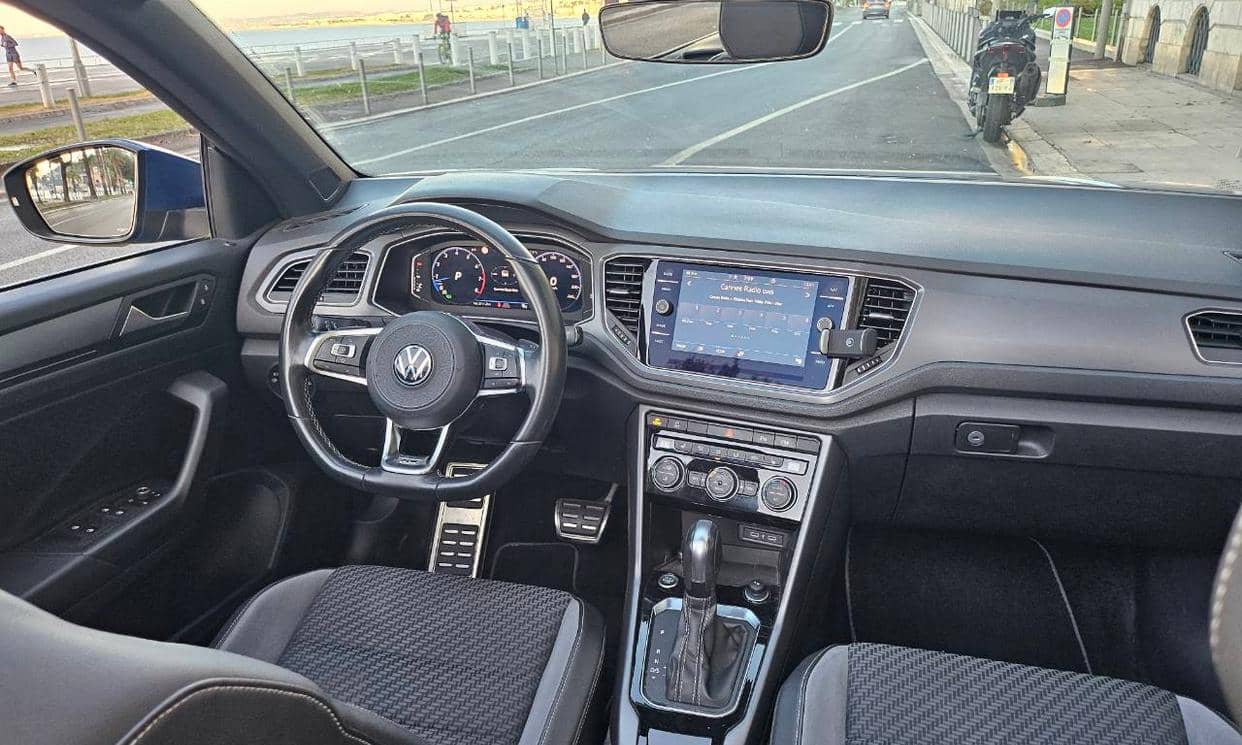 Volkswagen T-ROC — photo 3