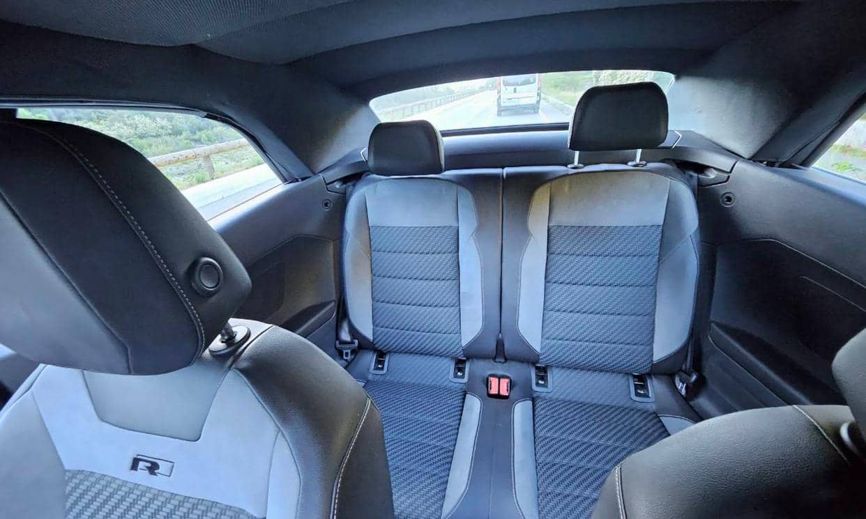 Volkswagen T-ROC — photo 4