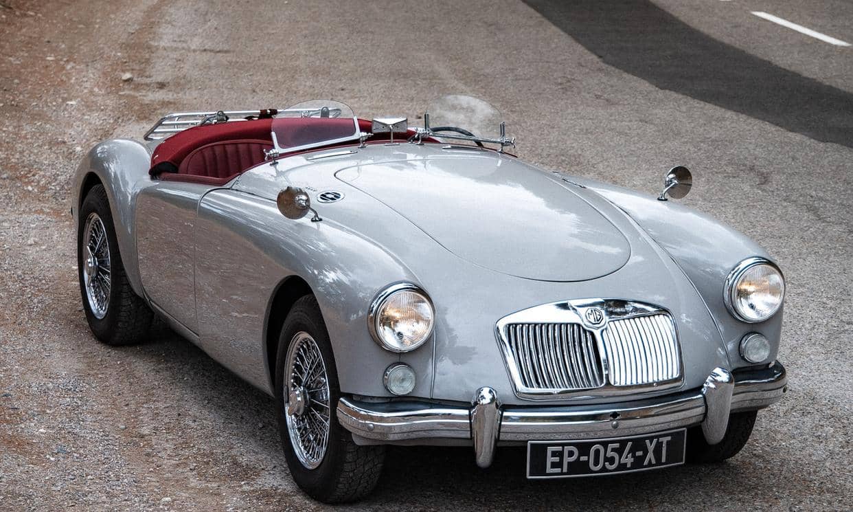 MG MgA — photo 4