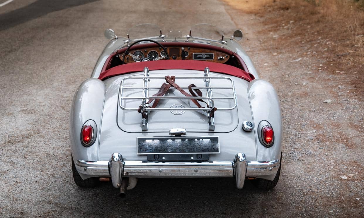 MG MgA — photo 8