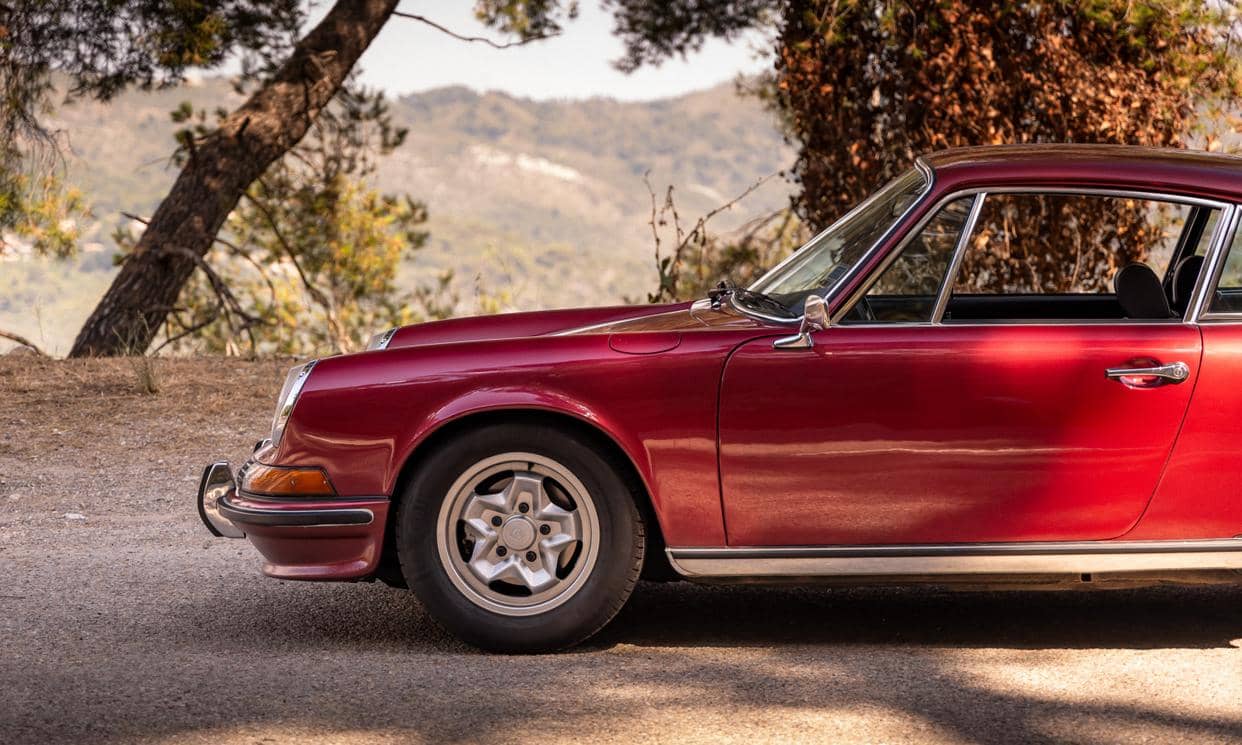 Porsche 911 2.4 — photo 6