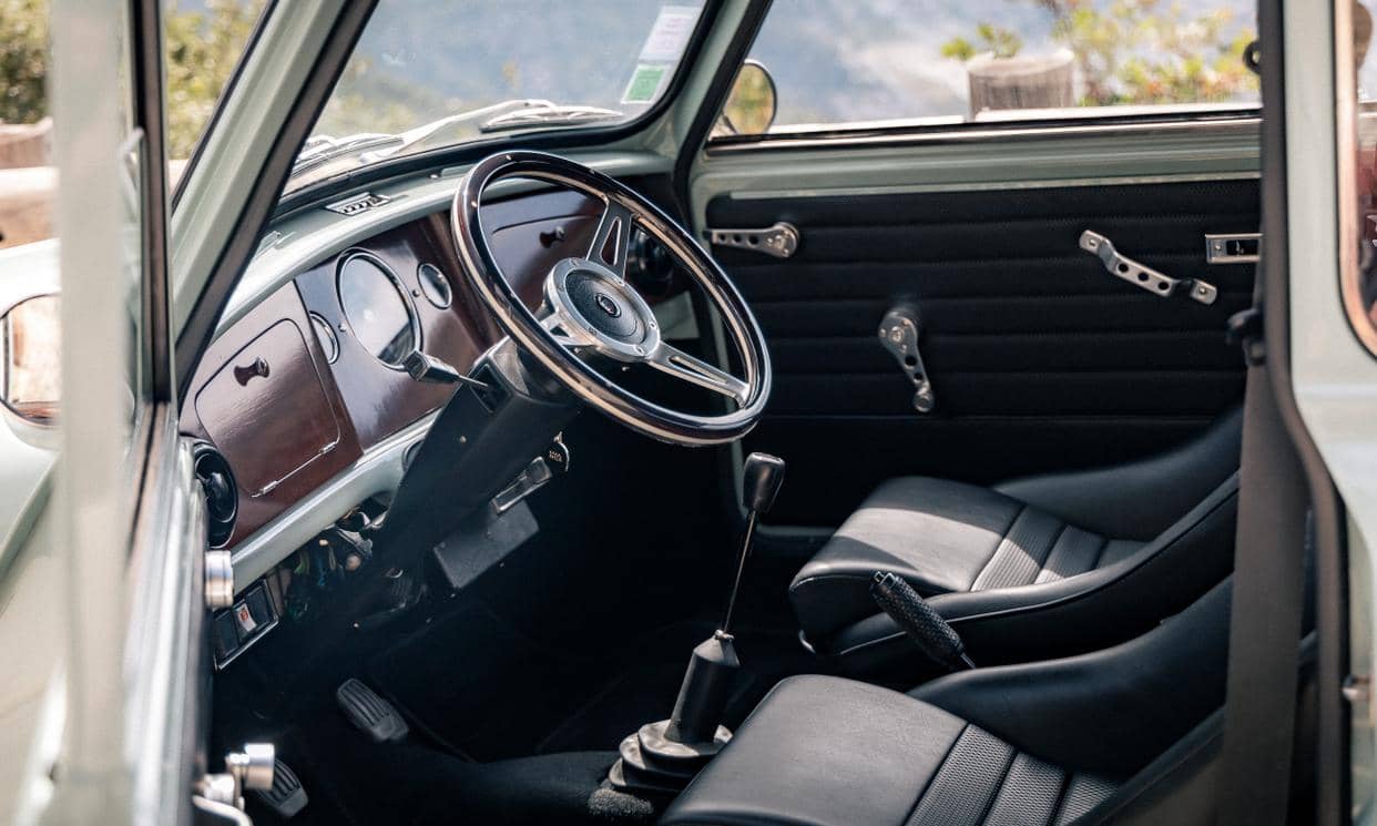 MINI Classic — photo 3