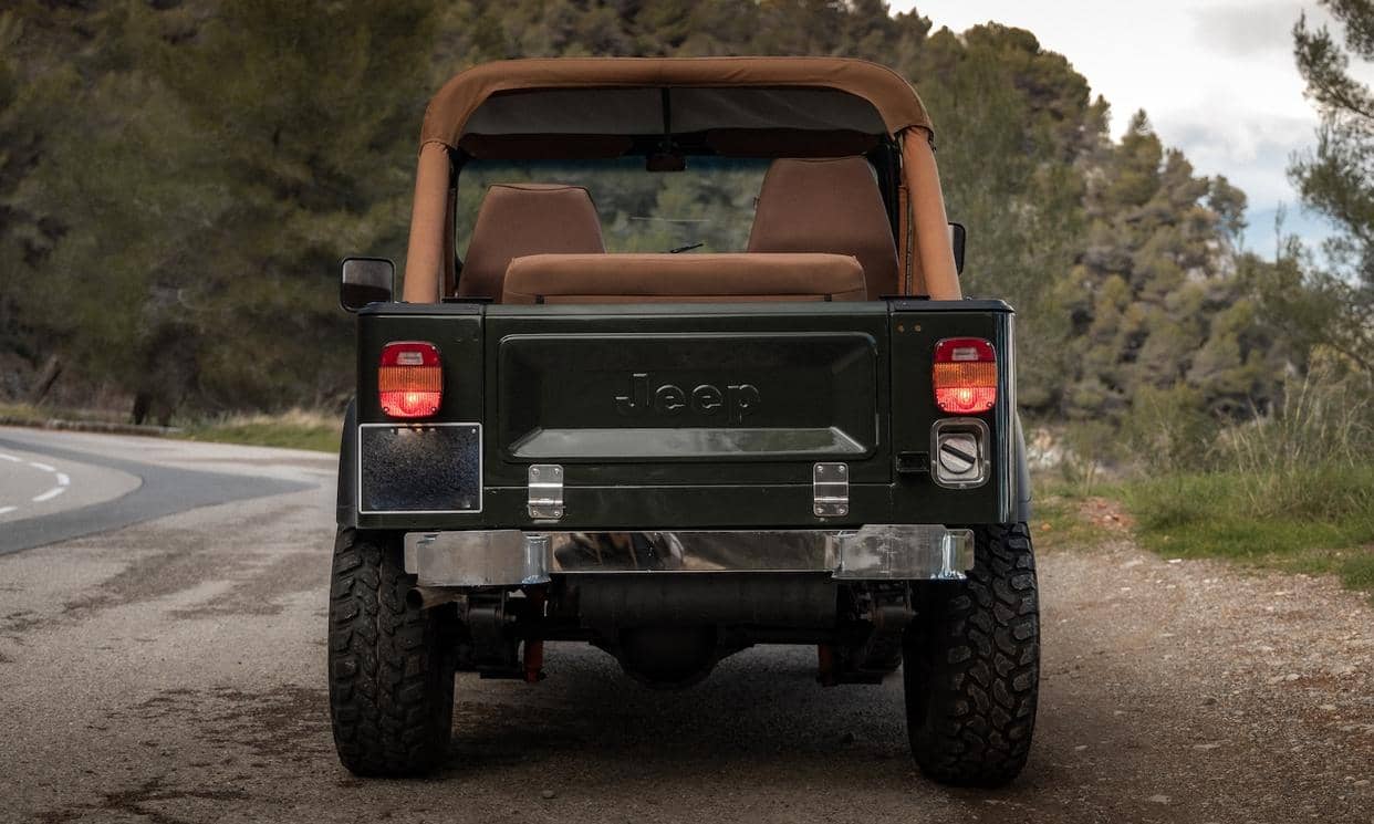 Jeep CJ7 — photo 6