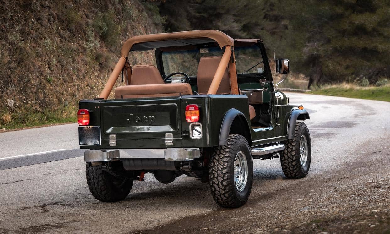 Jeep CJ7 — photo 8