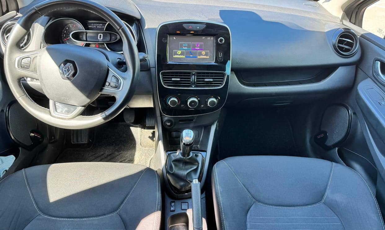 Renault CLIO IV — photo 7