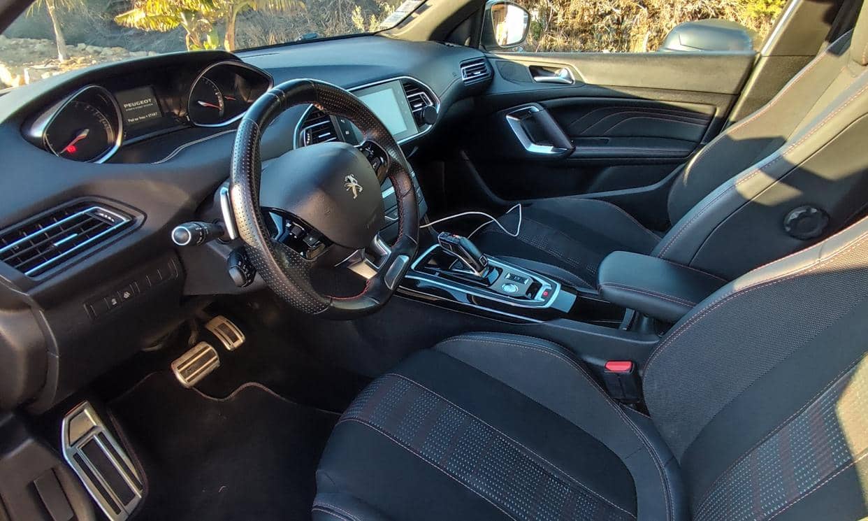 Peugeot 308 — photo 6