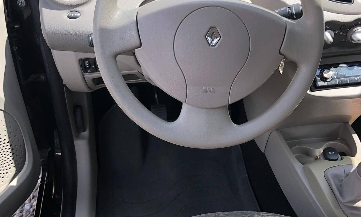 Renault TWINGO II — photo 9