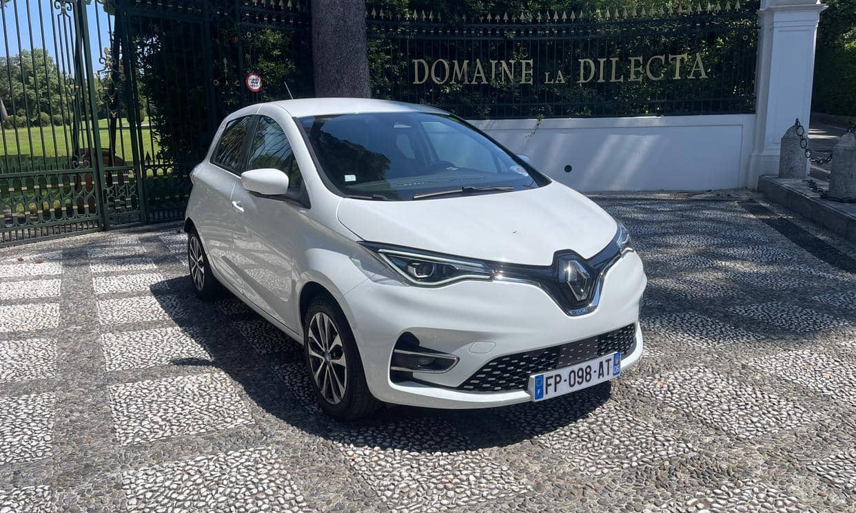 Renault ZOE — photo 10