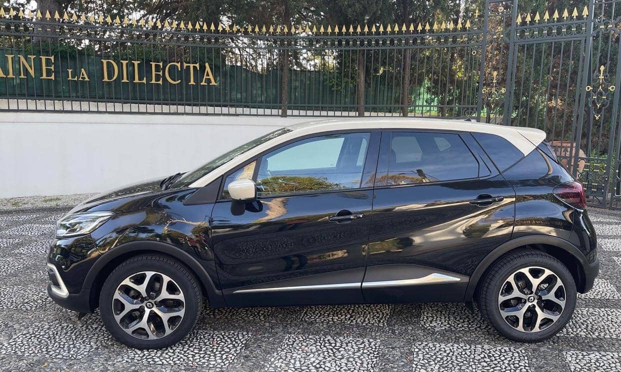 Renault CAPTUR — photo 2