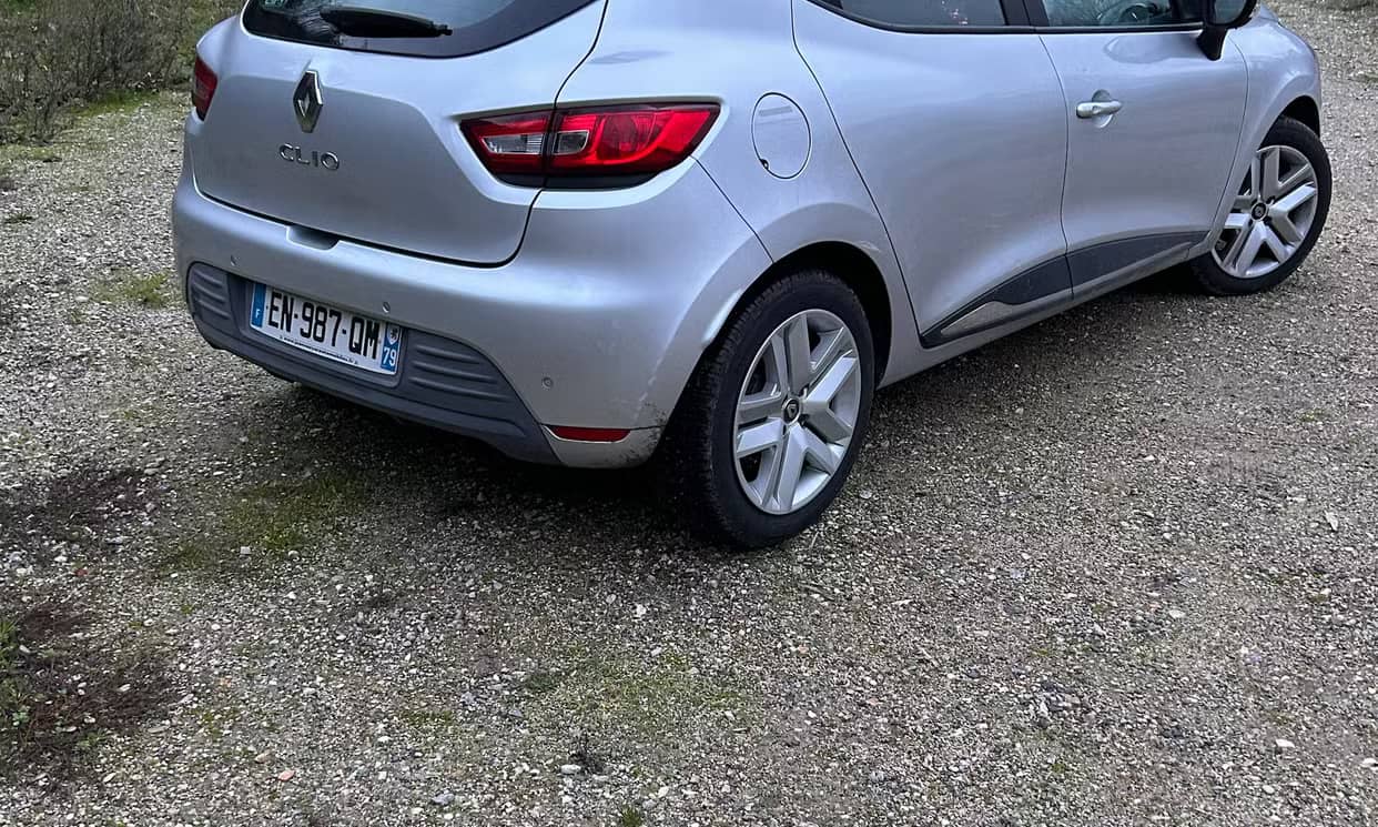 Renault CLIO IV — photo 4