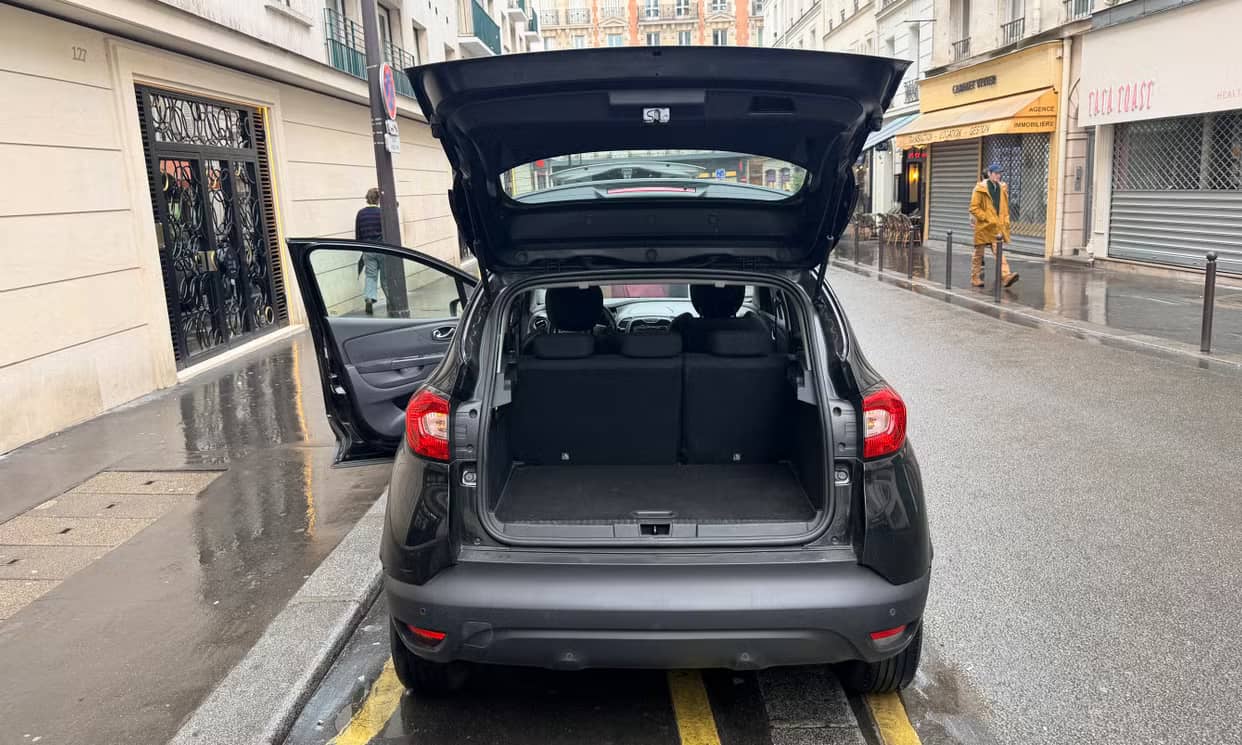 Renault CAPTUR — photo 2