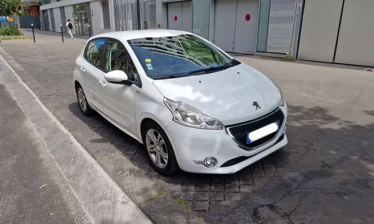 Peugeot 208 — photo 4