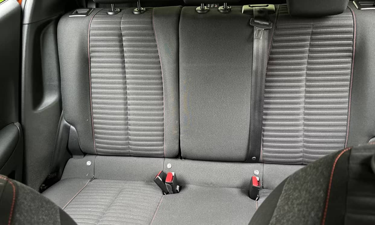 Peugeot 2008 — photo 2