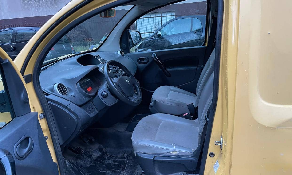 Renault KANGOO EXPRESS II — photo 9