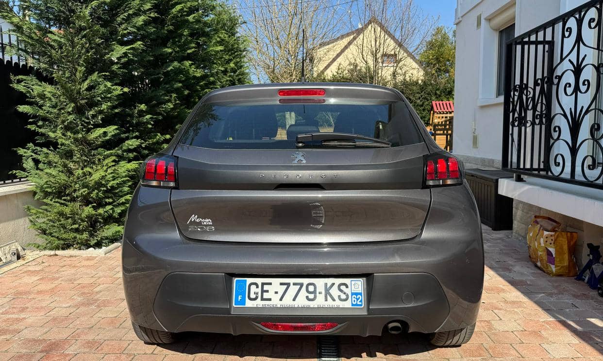 Peugeot 208 — photo 5