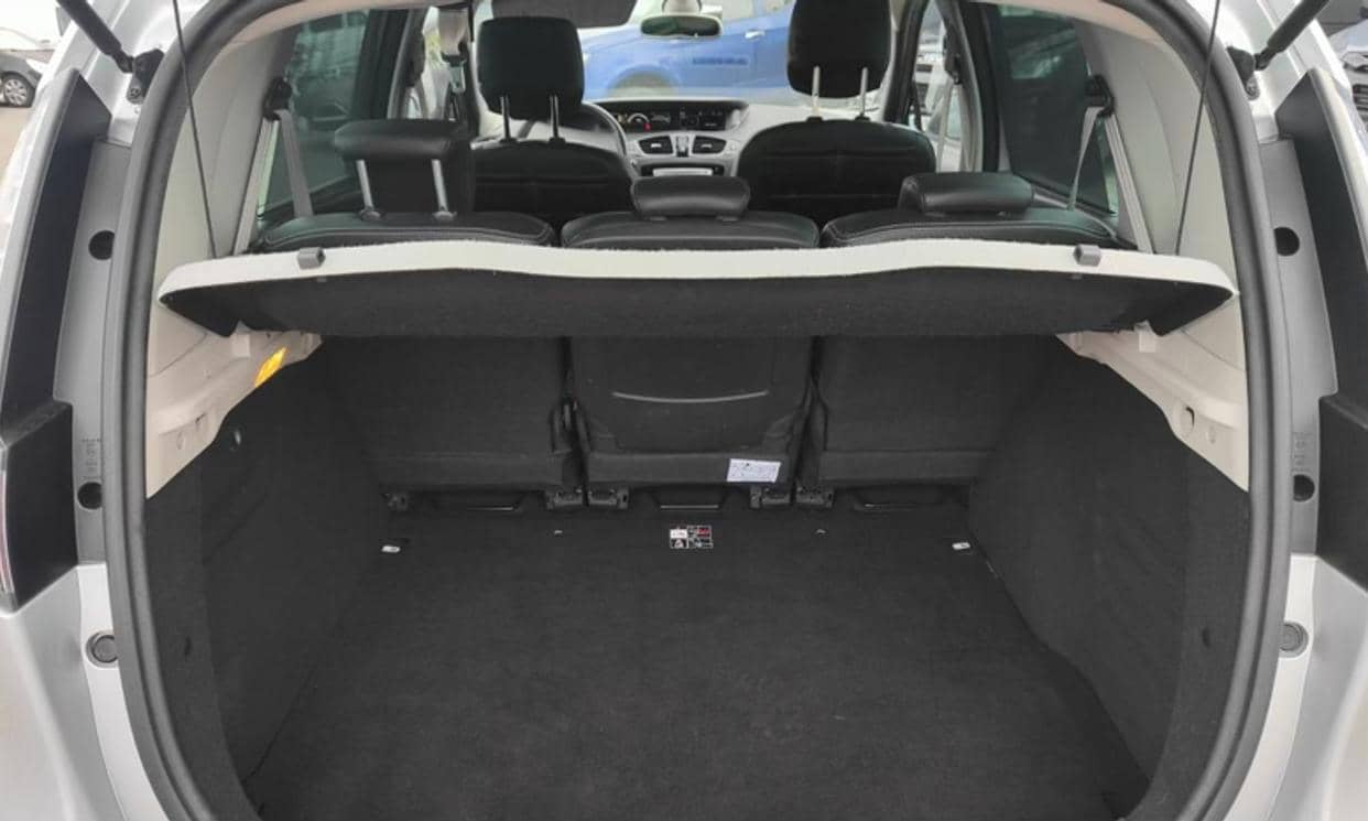 Renault SCENIC III — photo 10
