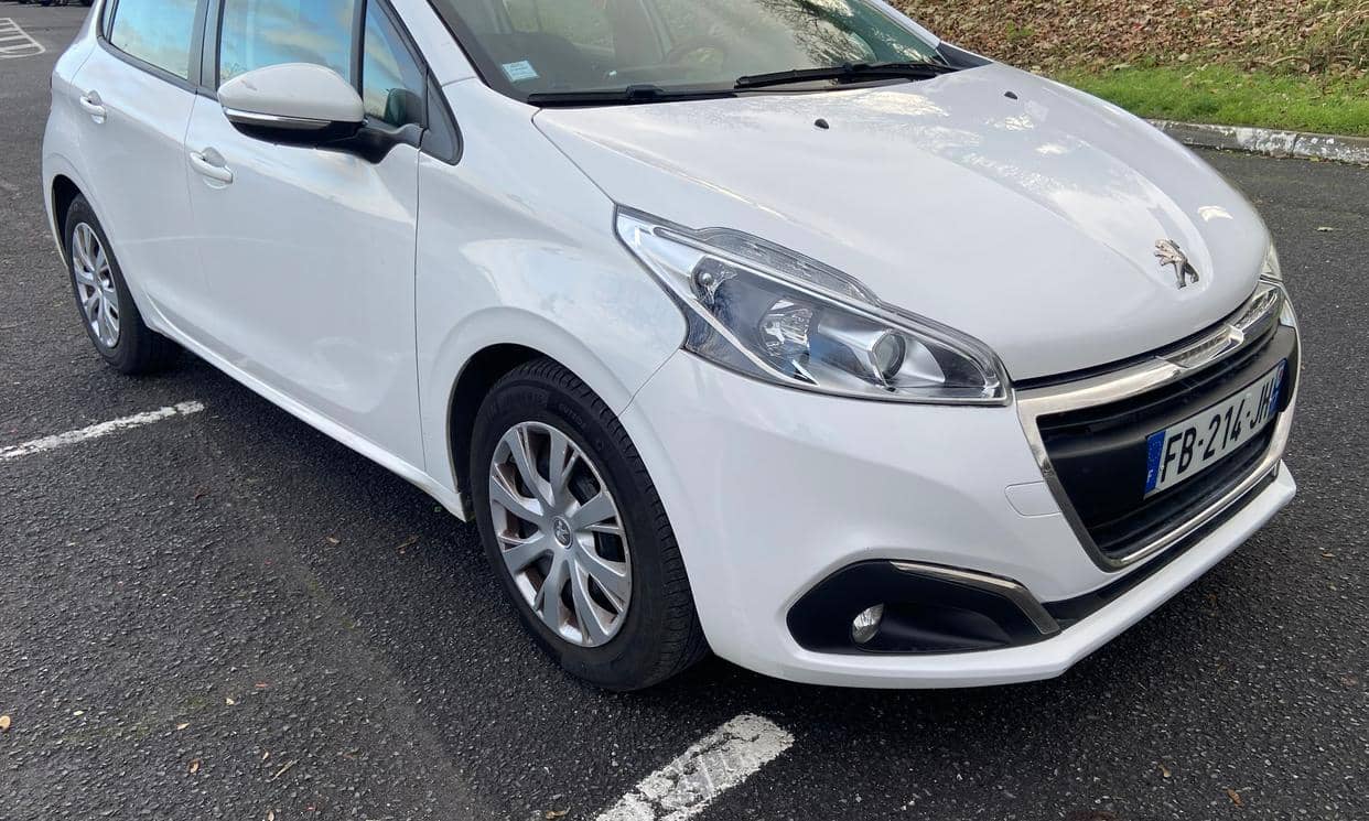 Peugeot 208 — photo 5
