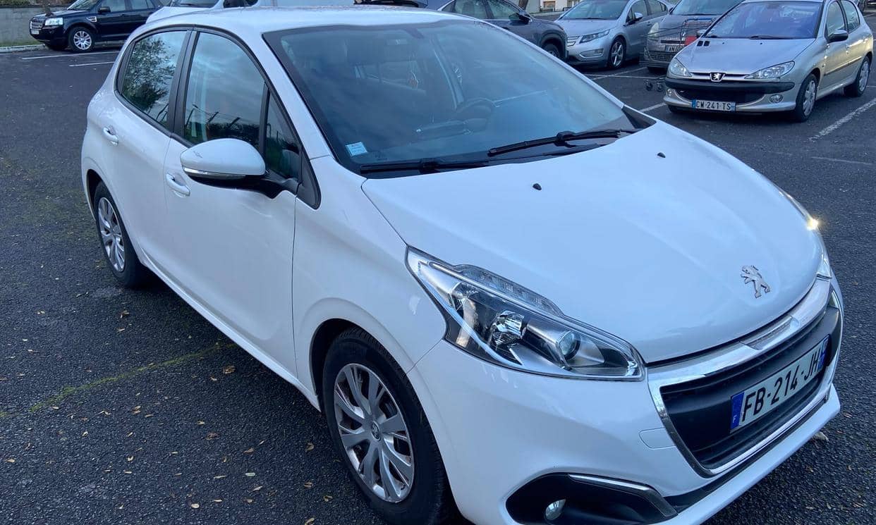 Peugeot 208 — photo 14