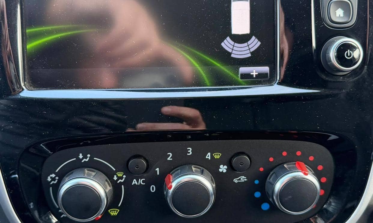 Renault TRAFIC III — photo 8