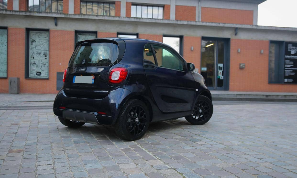 smart FORTWO COUPE — photo 3