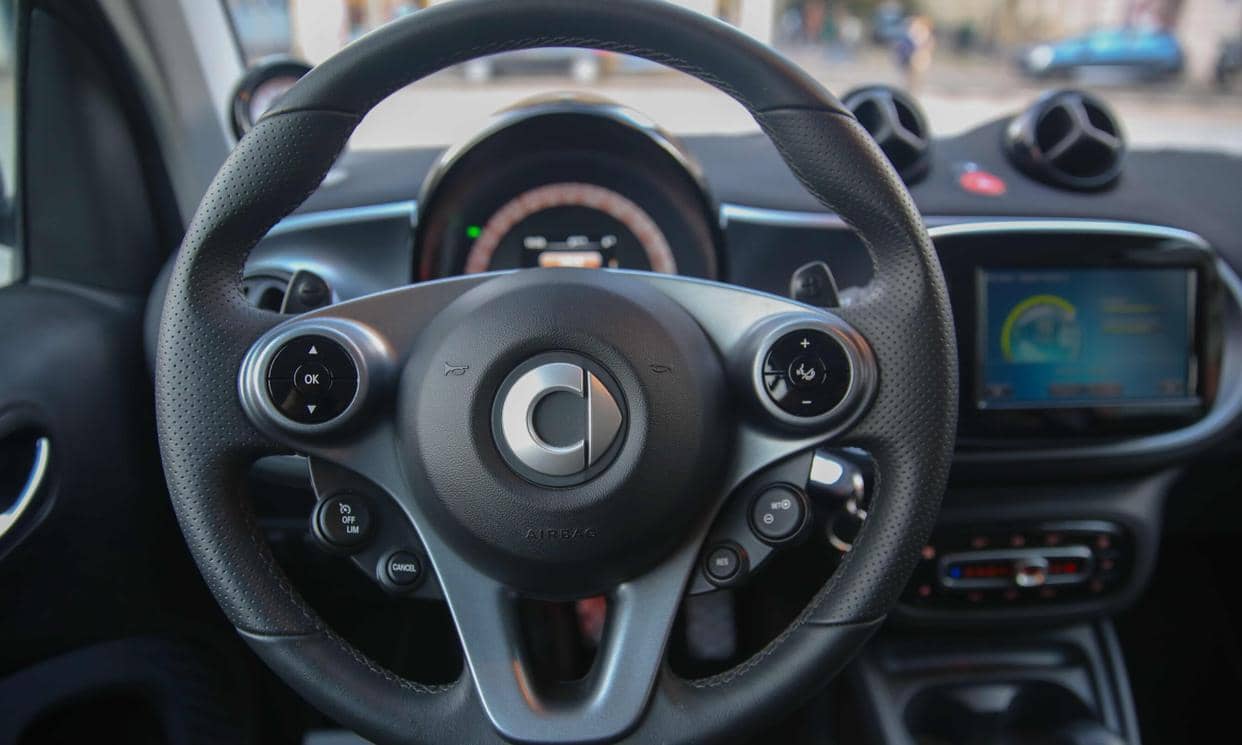 smart FORTWO COUPE — photo 7