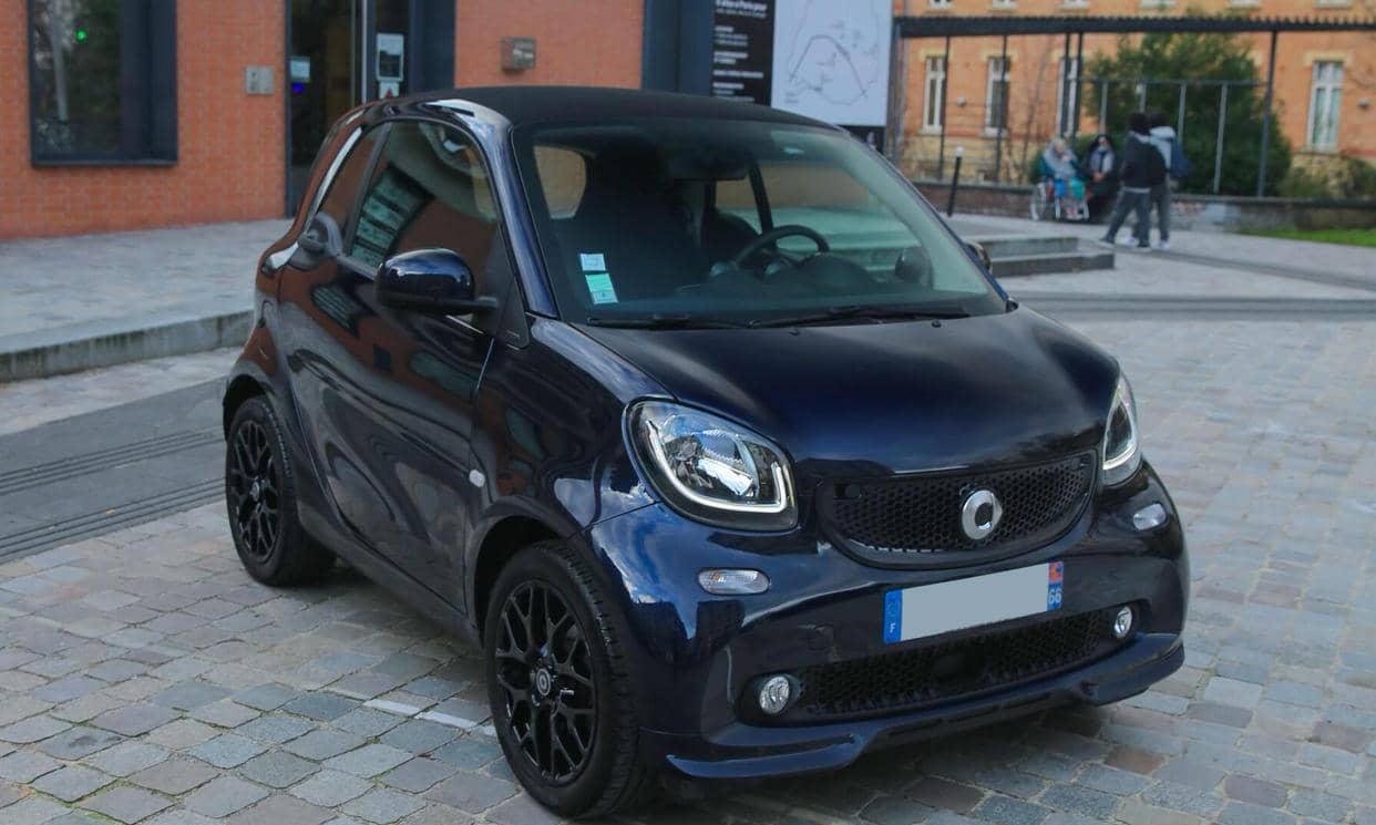 smart FORTWO COUPE — photo 12