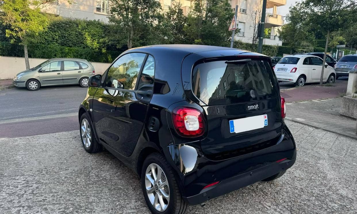smart FORTWO COUPE — photo 7